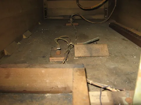 Inside Cabinet