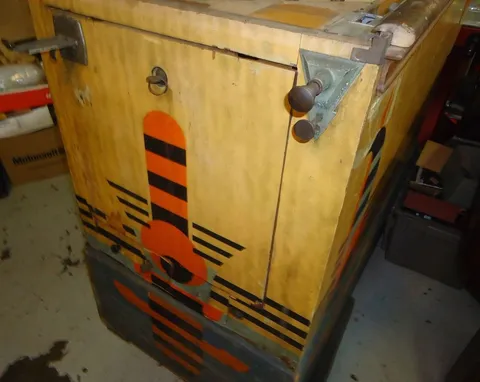 Cabinet - Front