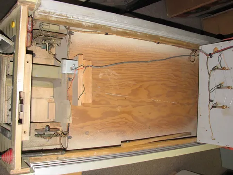 Inside Cabinet