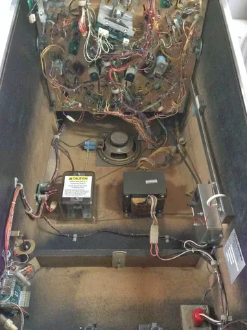 Inside Cabinet
