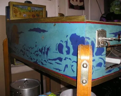 Cabinet - Left