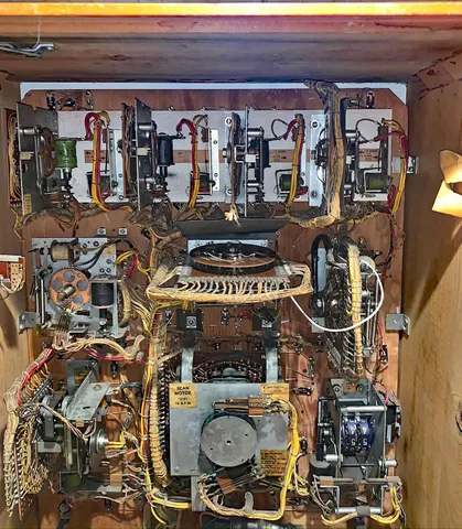 Inside Cabinet - Upper*