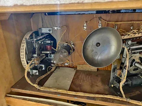 Inside Upper Left Backbox