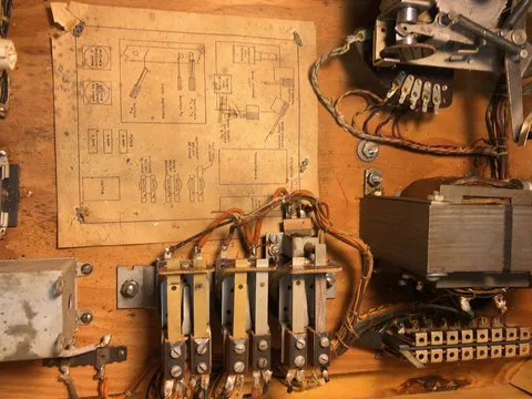 Inside Cabinet - Detail