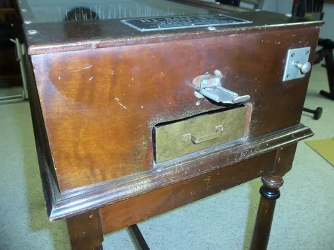 Cabinet - Front*