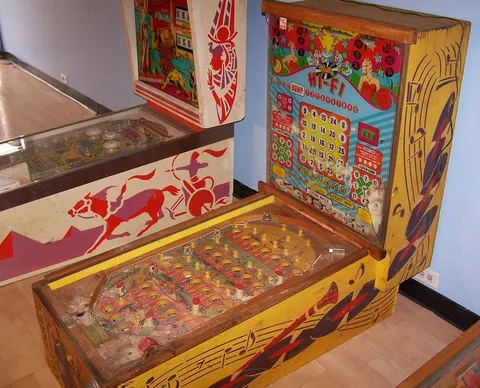 Cabinet - Right