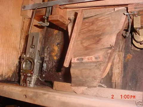 Inside Cabinet