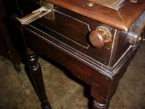 Cabinet - Front