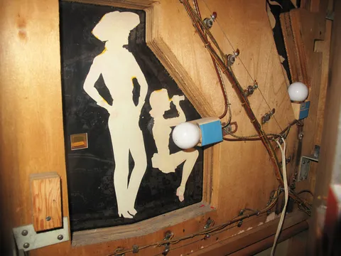 Backbox Insert - Reverse - Detail*