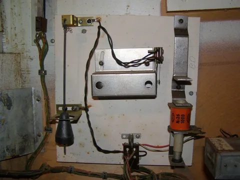 Inside Cabinet - Detail
