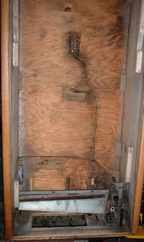 Inside Cabinet