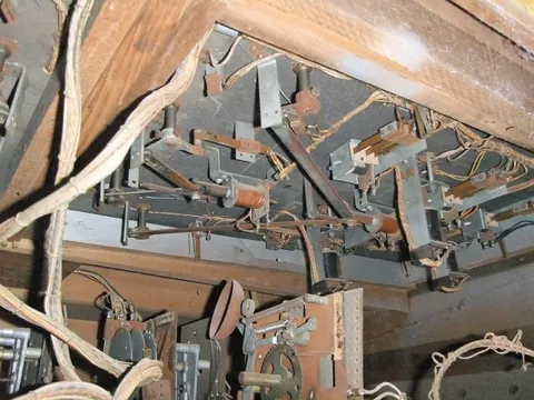 Under Right Playfield