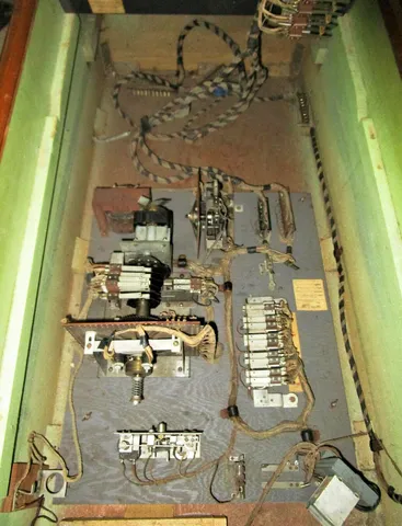 Inside Cabinet*
