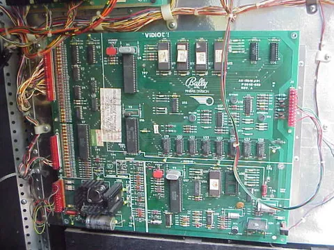 Vidiot Board