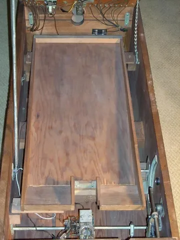 Inside Cabinet - Ball Tray*