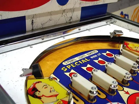 Playfield - Detail