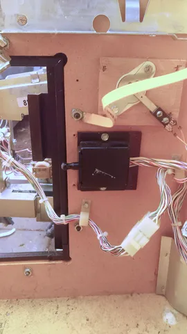 Test Game - Inside Cabinet - Detail*