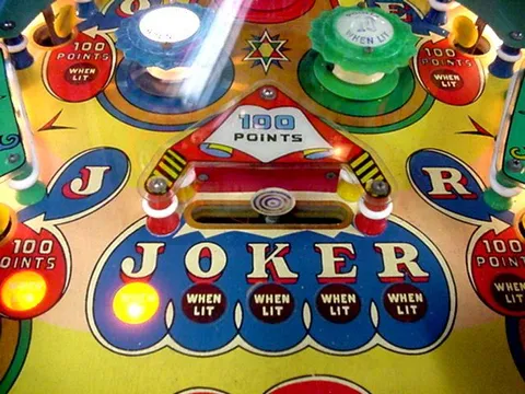 Playfield - Detail