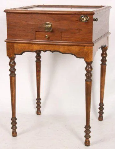 Cabinet - Front*
