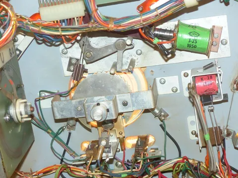 Spinner Disc Mechanism with Opto