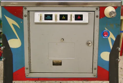 Cabinet - Front