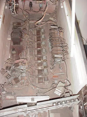Inside Cabinet