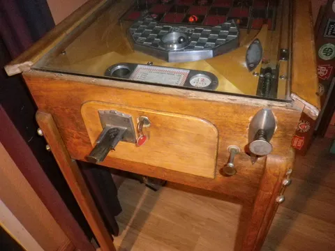 Cabinet - Front*