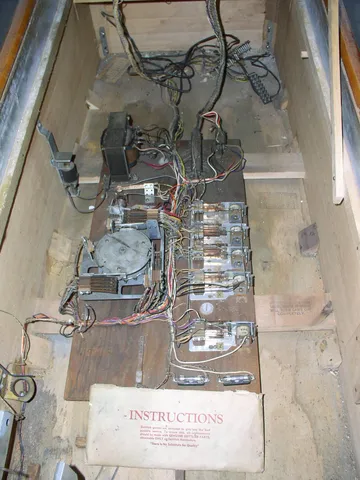 Inside Cabinet