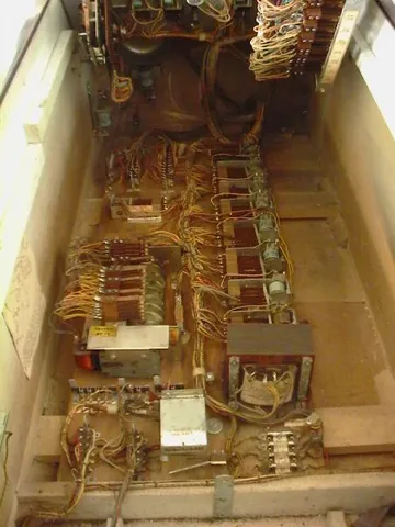 Inside Cabinet