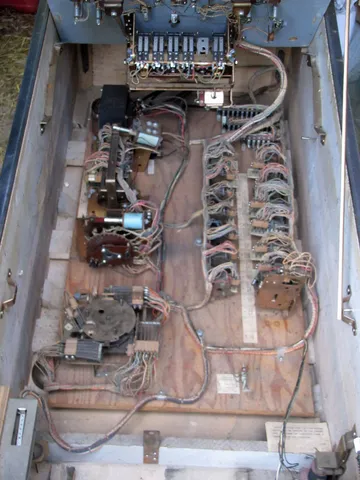 Inside Cabinet