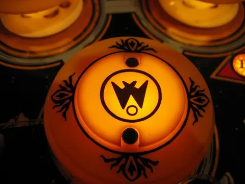 Pop Bumper Cap