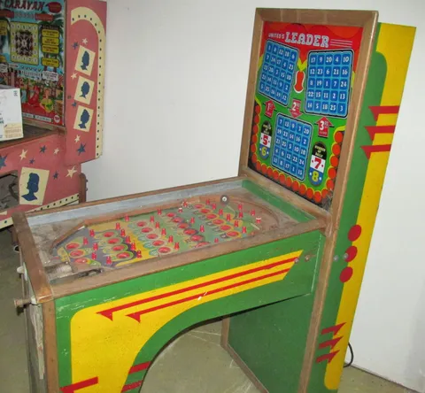Cabinet - Right*