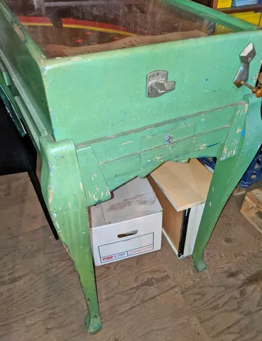Cabinet - Front