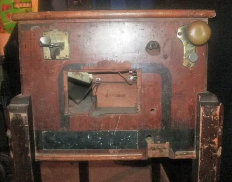 Cabinet - Front*