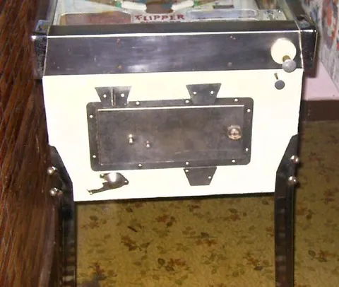 German Cabinet - Front