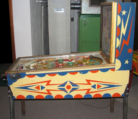 Cabinet - Right*
