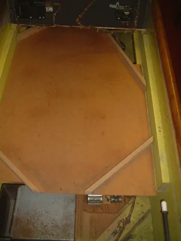 Inside Cabinet - Drain Board
