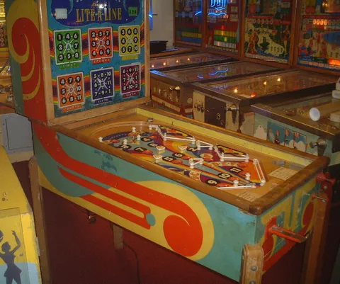 Cabinet - Left*