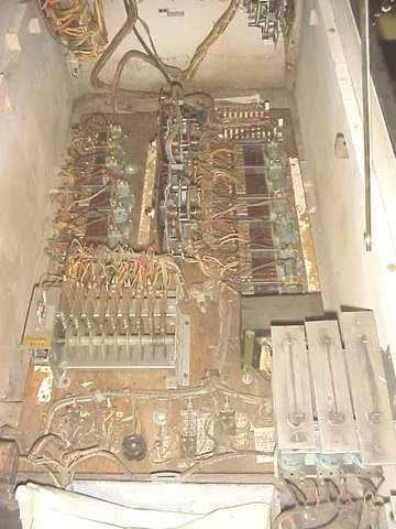 Inside Cabinet