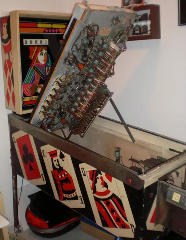 Playfield - Service Position