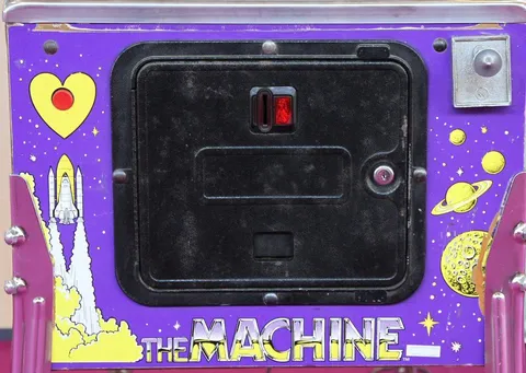 Cabinet - Front - Single Coin Chute