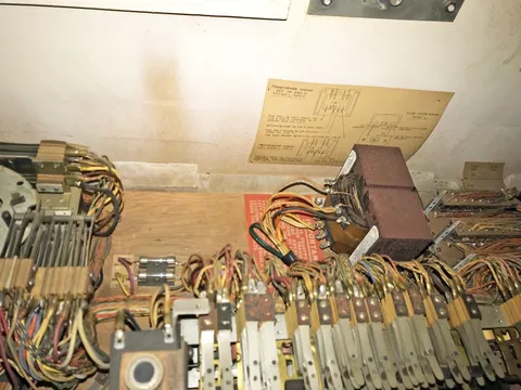 Inside Cabinet - Detail