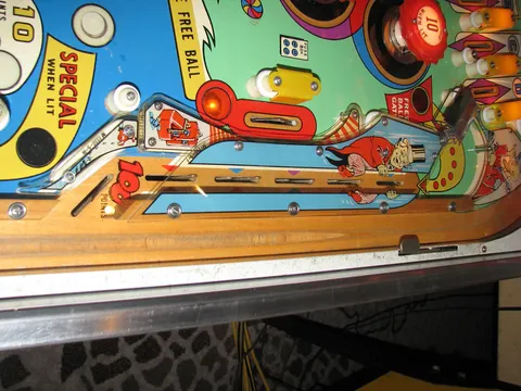 Free Ball Alley