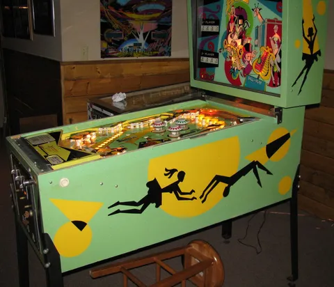 Cabinet - Right*