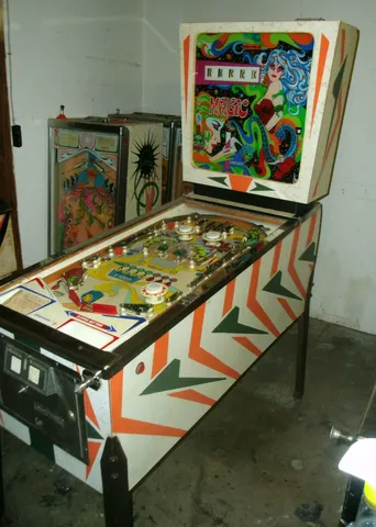 Cabinet - Right