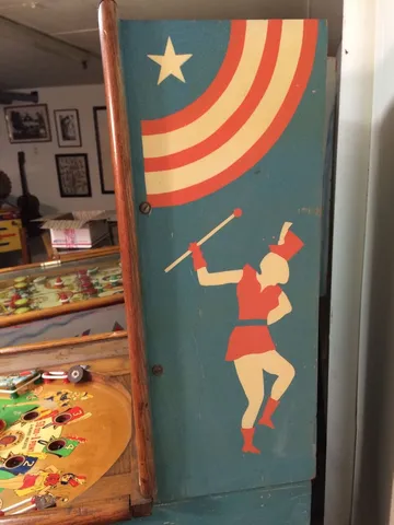 Right backbox