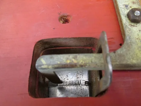 Tilt Badge Visible*
