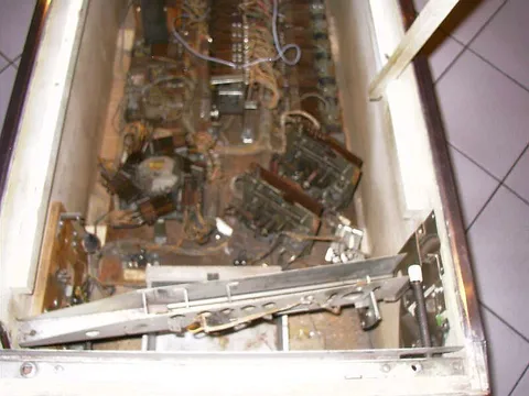 Inside Cabinet