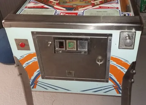 Early Production Cabinet - Front*