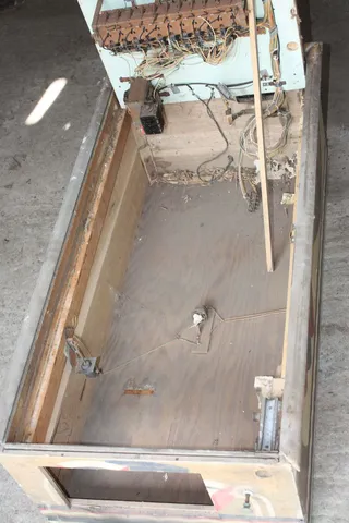 Inside Cabinet
